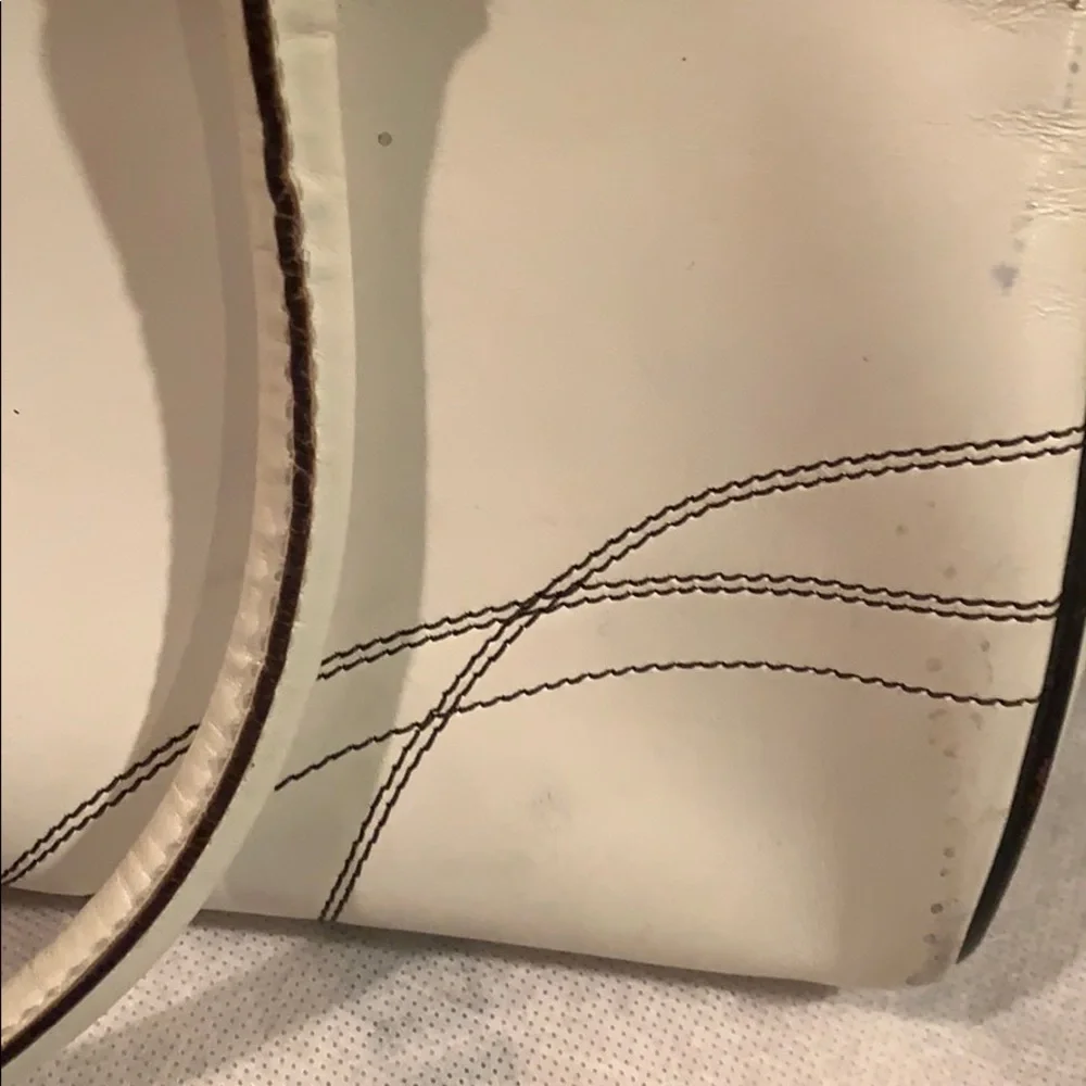 Authentic PRADA 90s Vintage White Satchel/Bag - Picture 3 of 13